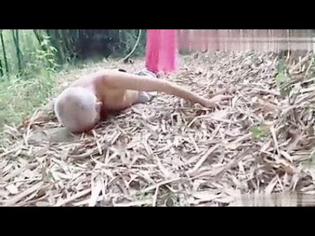 Grandfather Gets To Shag The Princess