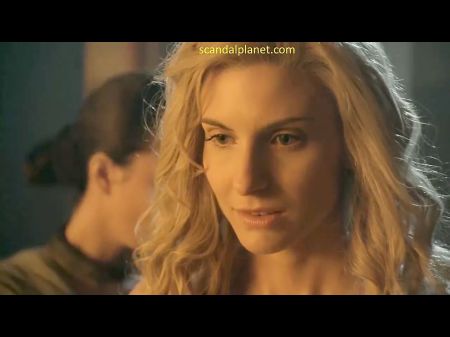 Lucy Lawless And Viva Bianca In Spartacus Scandalplanet . Com