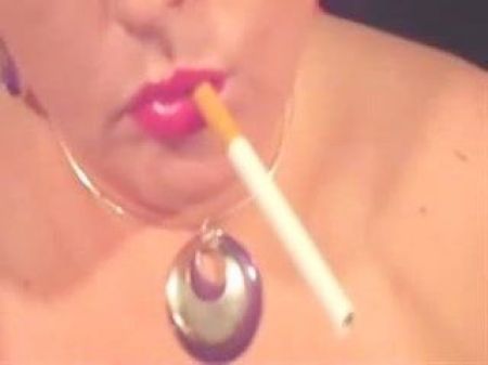 Hot Plumper Solo Smoking And Hanging Iii