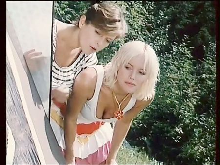 Flying Skirts (1986 , France , Us Dub , Total Movie , Dvd Rip)