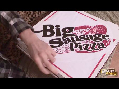 Thick Rod Pizza -
