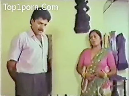 Amazing Mallu Aunty Hook-up On Video Shoot