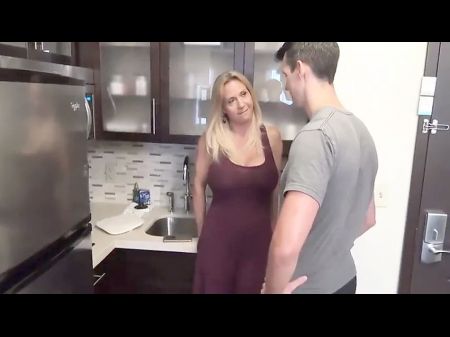 Son-in-law Told Worn Step Ma About His Feelings And Got Oral Romp