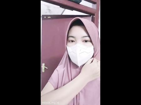 Jasmin Hijab Toket Ngaceng Colmek Timun