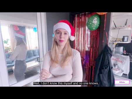 Coal Or Cock? - Santa Fulfills The Desire Of A Wild Mummy