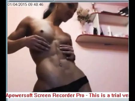 Sleek Webcam Girl’s Six Pack , Chest And Biceps