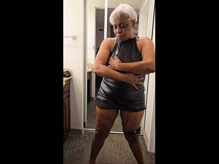 Husband Shag Wife In A Ebony Leather Attire