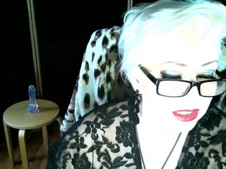 Aimeeparadise: Russian Worn Hottie Mummy . ! . Superior & Handsome . ! .