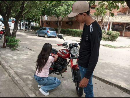 My New School Mate Was Helping Me Fix My Bike And Charged Me With Orgy .