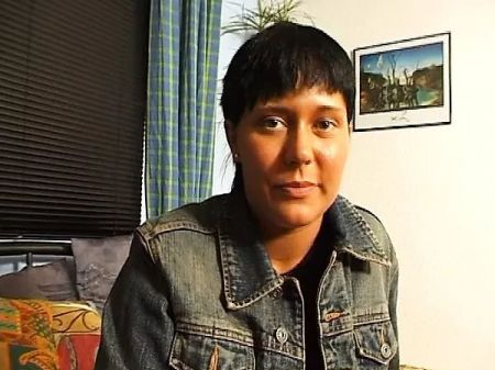 Diana 23 Jahre Laesst Sich Nicht Nackt Filmen 10 Minuten Spaeter Blaesst Sie