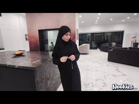 Crystal Rush To Judgement A Hijab Story - Nookies