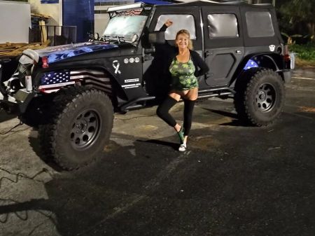 First-timer Middle-aged Wifey