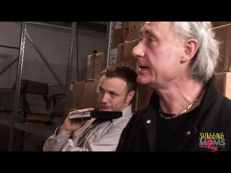 Sharing A Hard Weenie Makes These 2 Broads Blessed