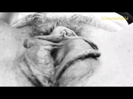 Lengthy Labia Rag Cootchie From Fledgling Milf Munichgold Pisses For You My Fresh Hot Pee Compilation