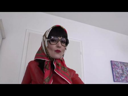 Yam-sized Vintage Glasses Demonstration - Headscarf Stepparent Makes You Cum