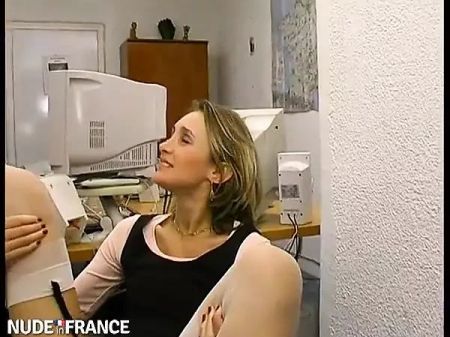 A Supah - In Demand Undergraduate Is Pulverizing The College Leader .