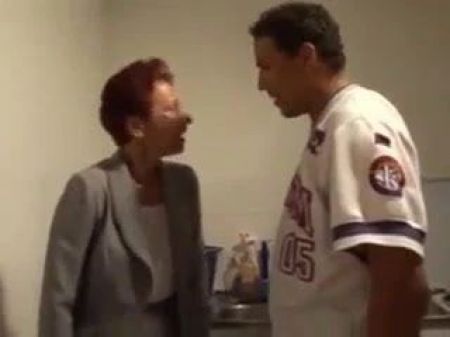 Fa A Quickfuck With Grandma Before Grandpa Comes Home !